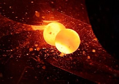 Hoge kwaliteit 52-65 HRC gesmeed staal slijpbal 40 mm 50 mm ijzer gesmeed slijpbal