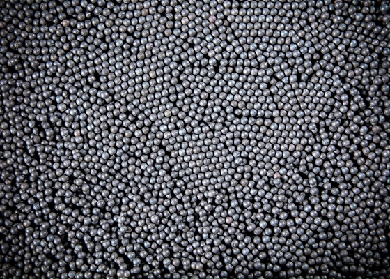 Gepersonaliseerde kogelmolen smeden gietijzeren kogels 30mm 150mm In de mijnbouw cement energie industrie