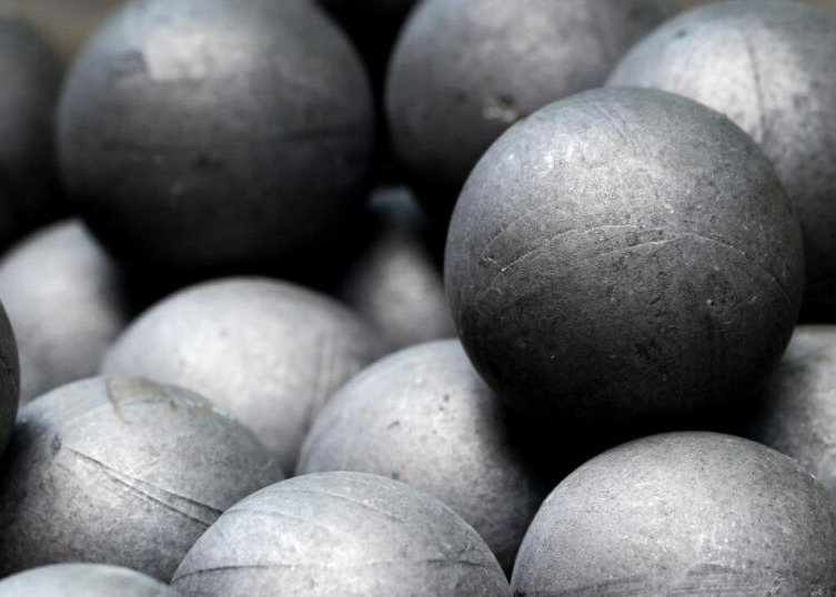 Nieuwe producten 20-150 mm Hoge hardheid ijzererts slijpmedia bal smeden stalen bal voor ballen molen machine fabriek